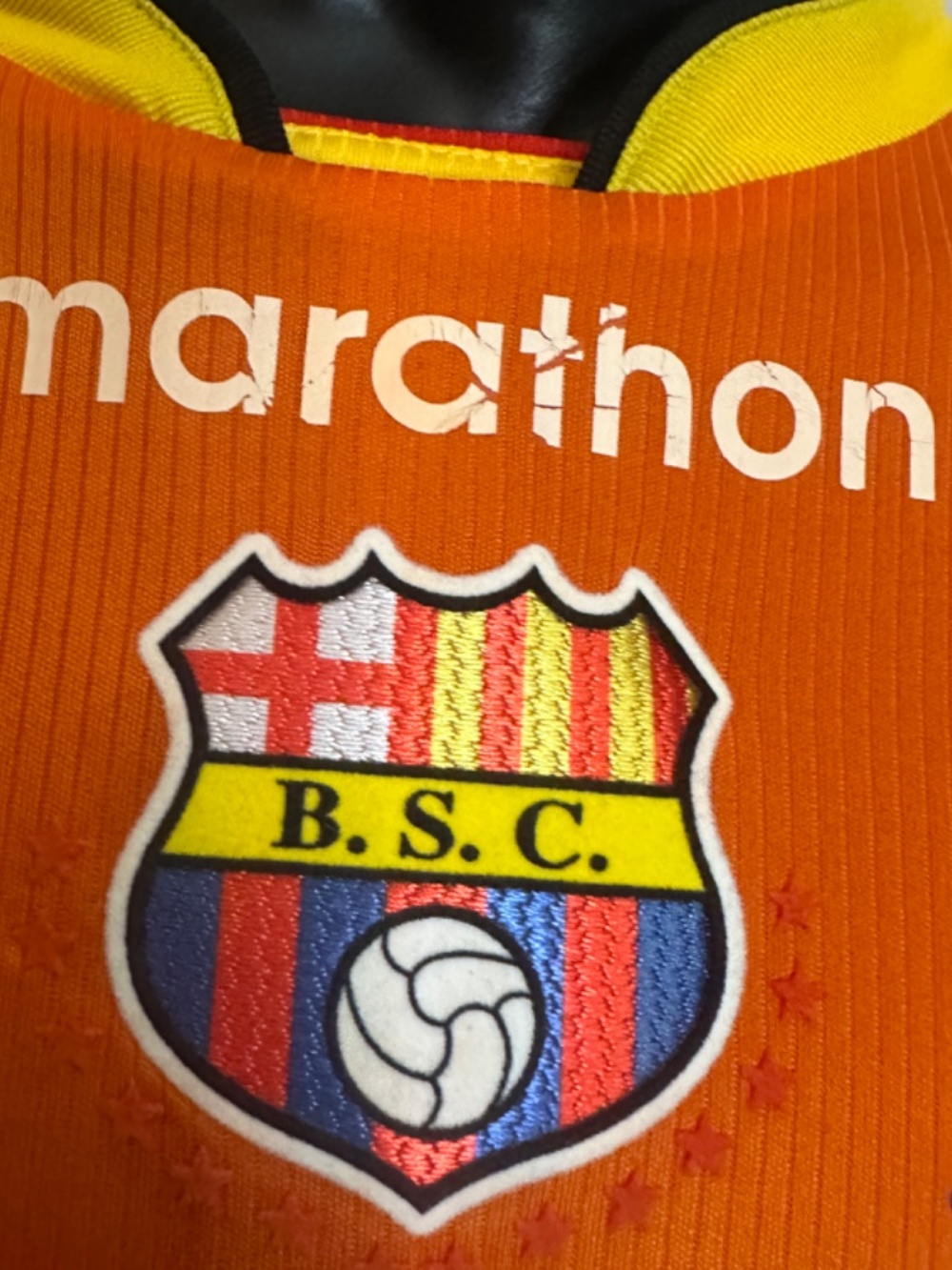 Barcelona SC Ecuador Soccer Jersey Large Gently worn 100% polyester 21.5" armpit - Picture 2 of 12